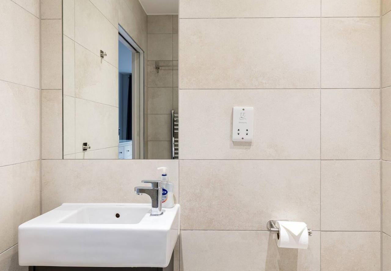 Second Nest Brixton Apartment ลอนดอน ภายนอก รูปภาพ